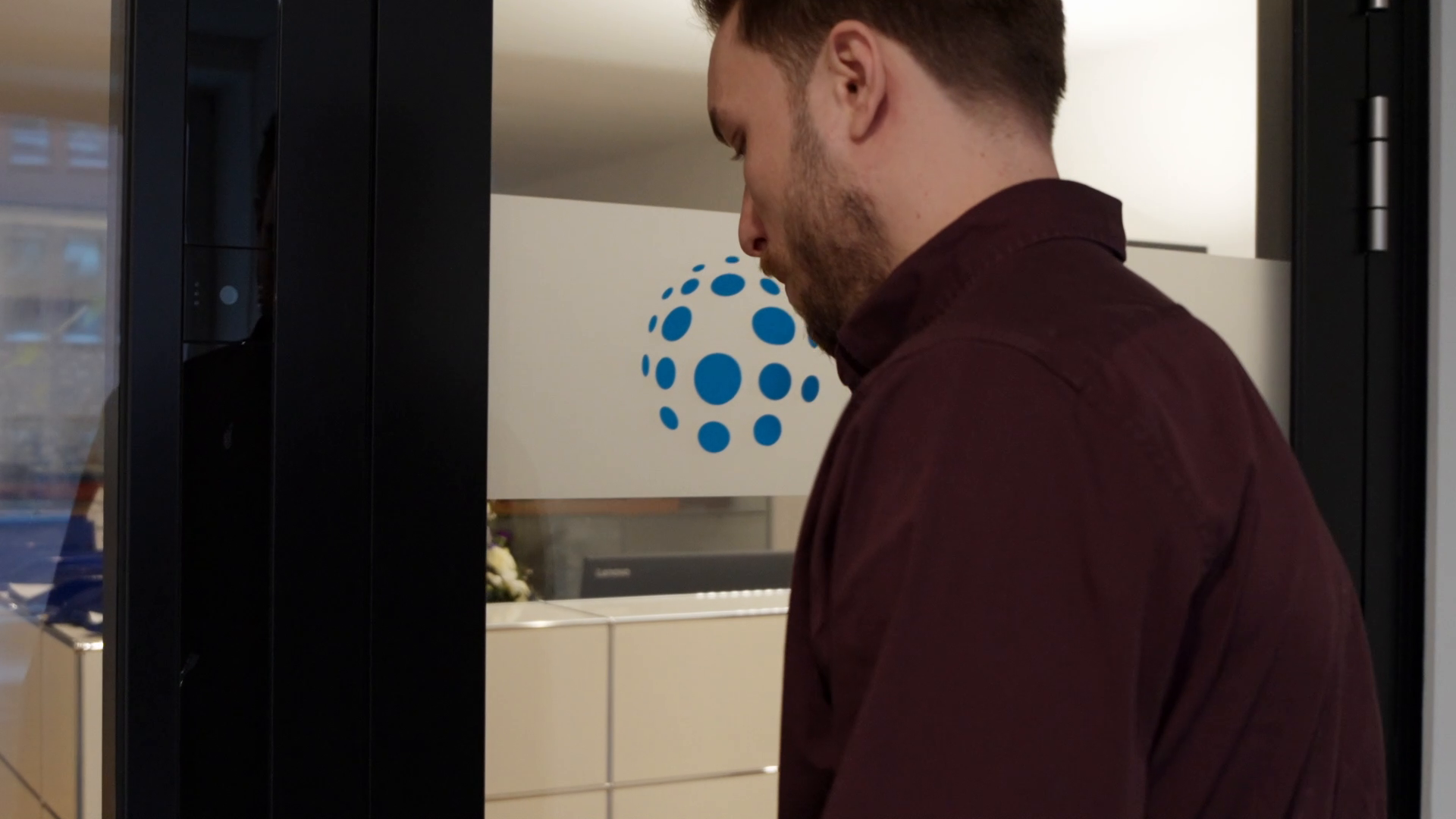 Unternehmensvideo von Besitec - Bertling EDI Service & IT, IT in Hamburg