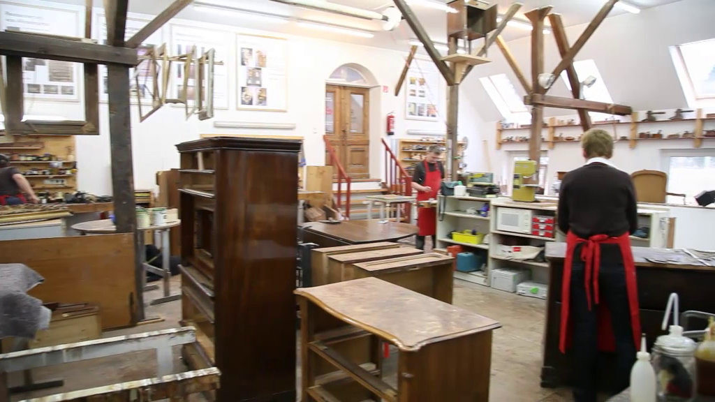 Unternehmensvideo von Martina Schulz Diplomrestauratorin, Manufaktur in Hamburg Duvenstedt