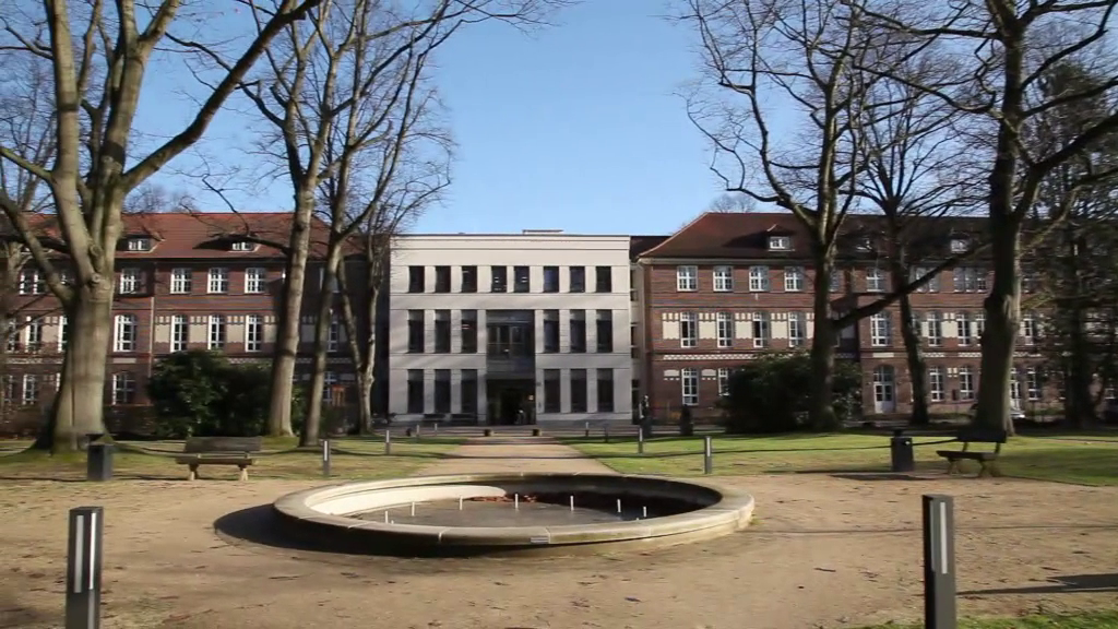 Unternehmensvideo von Pflegen und Wohnen Hamburg, Pflege in Hamburg Uhlenhorst