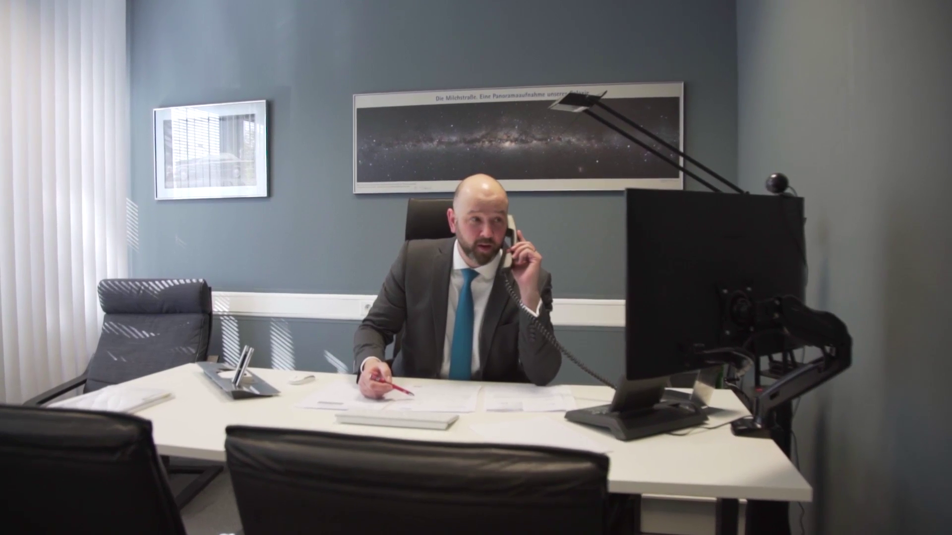 Unternehmensvideo von Finanzberatung Asbach - Hamburg, Versicherung