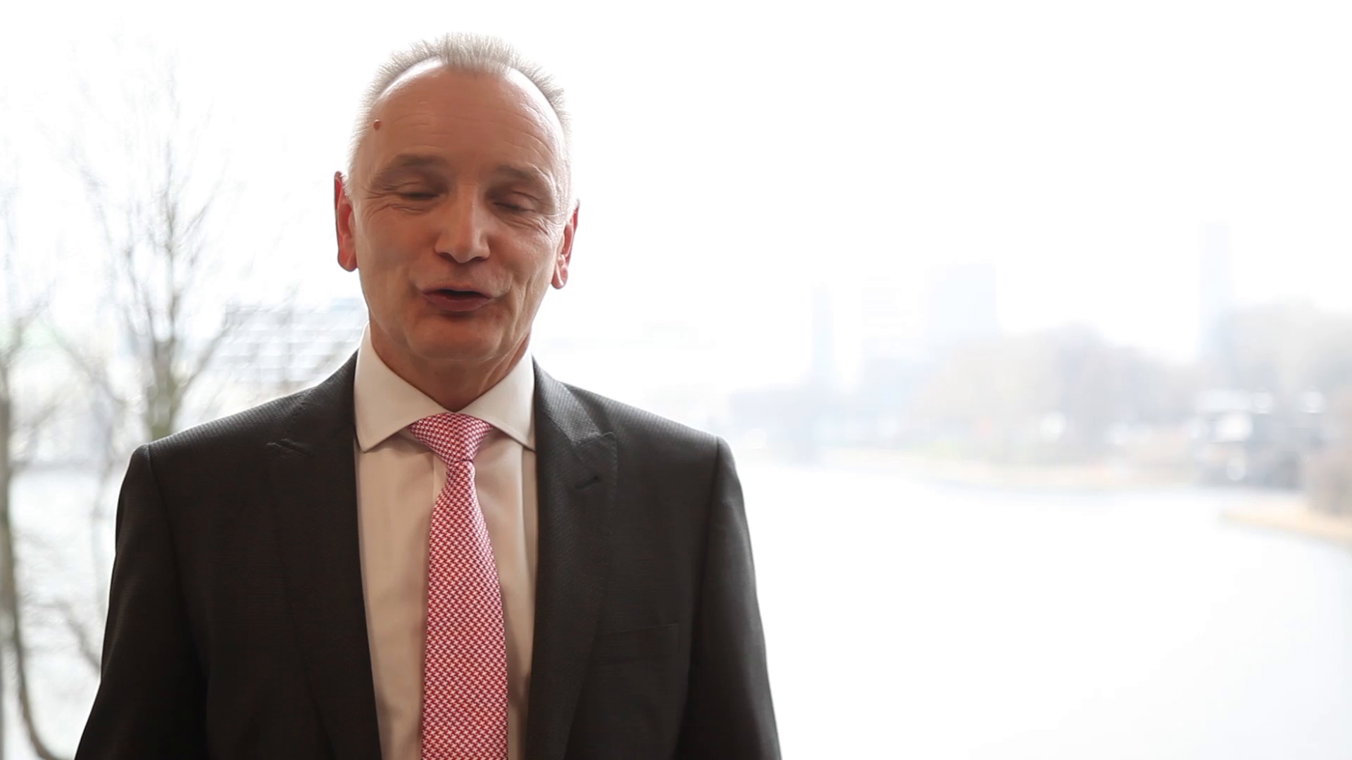Company video by Tonn Family Office, insurance in Hamburg