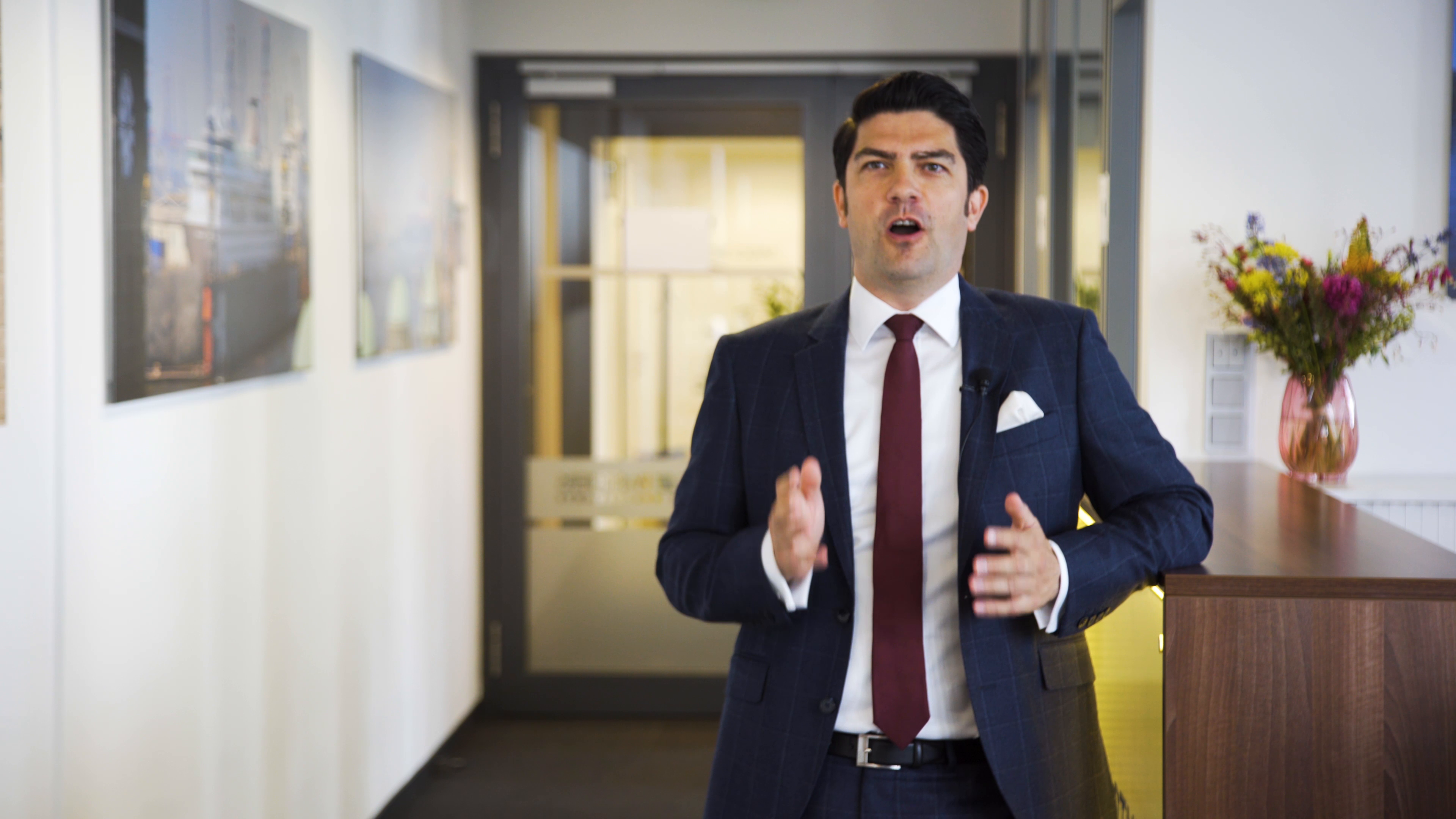 Unternehmensvideo von Horváth & Partner, Unternehmensberatung in Hamburg
