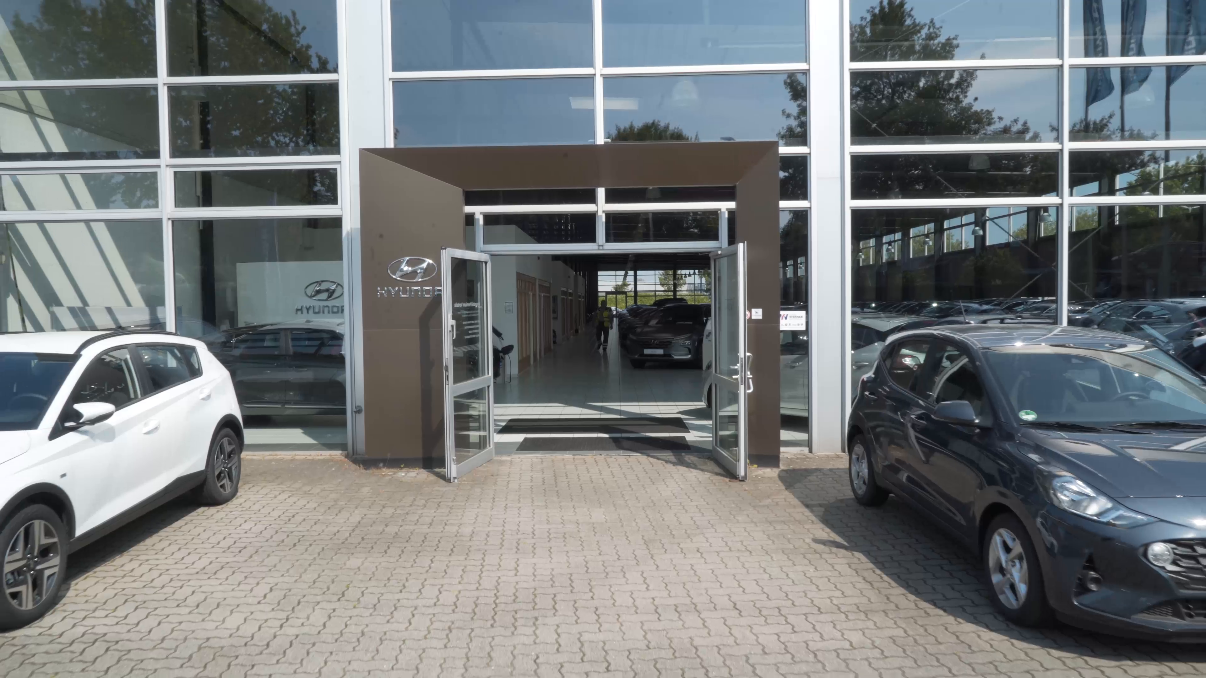 Company video by Claas Wehner Autohaus, services in Hamburg
