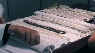 Company video by Juwelier Perlen Müller, retail in Hamburg Rotherbaum