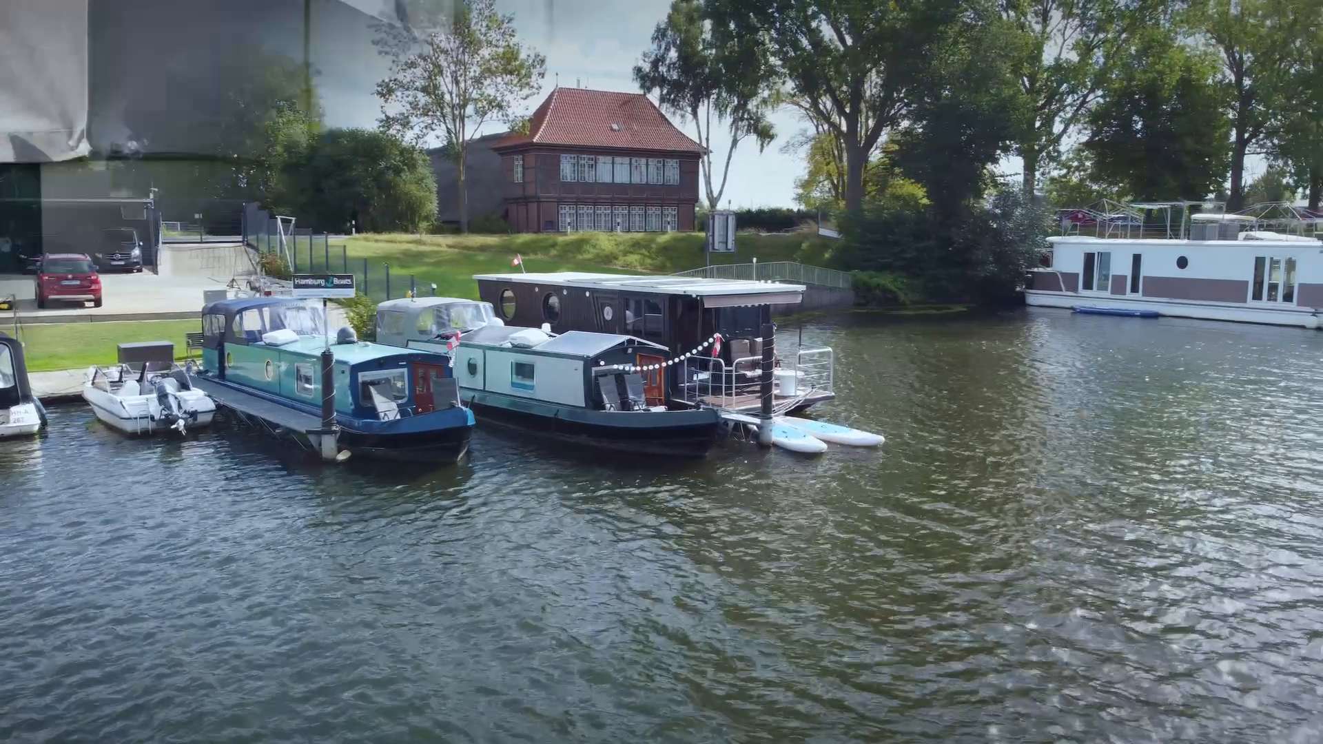 Hausboot Sutje am Kai